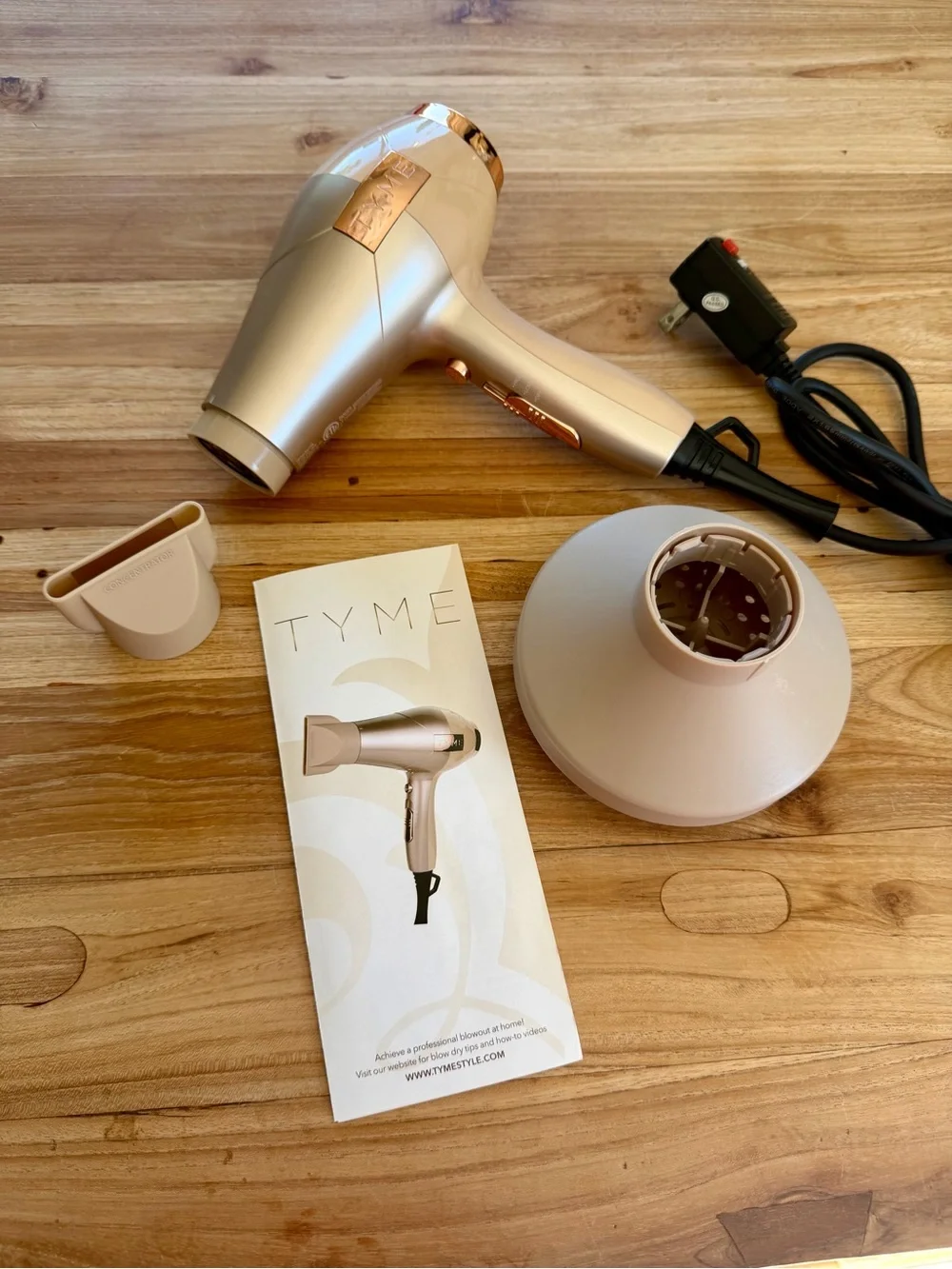 BlowTYME hairdryer Rose Gold powerful lightweight like new
